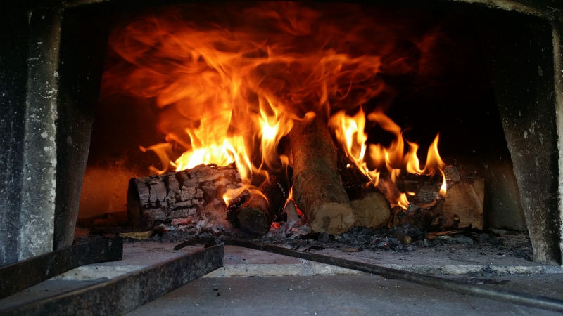 pizzeria-LE LAVANDOU-min_wood-fired-oven-1960099